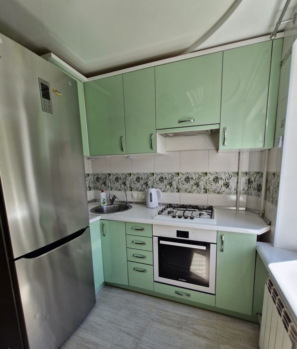 Подобово 2к, м Індустріальна, ХТЗ, вул Миру (поруч з 18 поліклінікою)