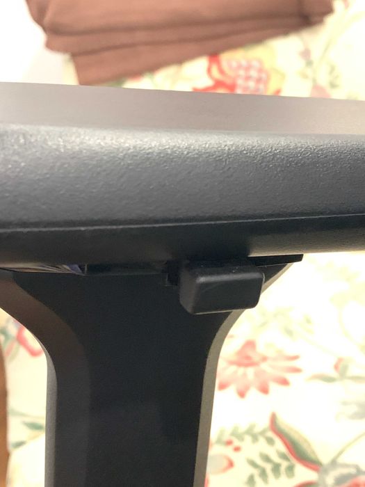 Cadeira Gaming Razer Iskur v1 - usada 2 anos