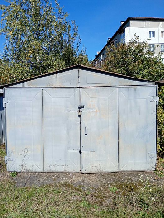 Продається гараж металевий
