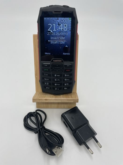 Telefon komórkowy Hammer 64 MB / 64 MB 2G czerwony