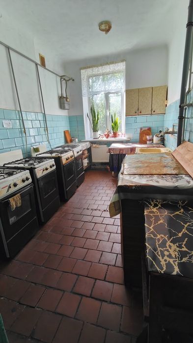 Продам гуртожиток на Чулочке!