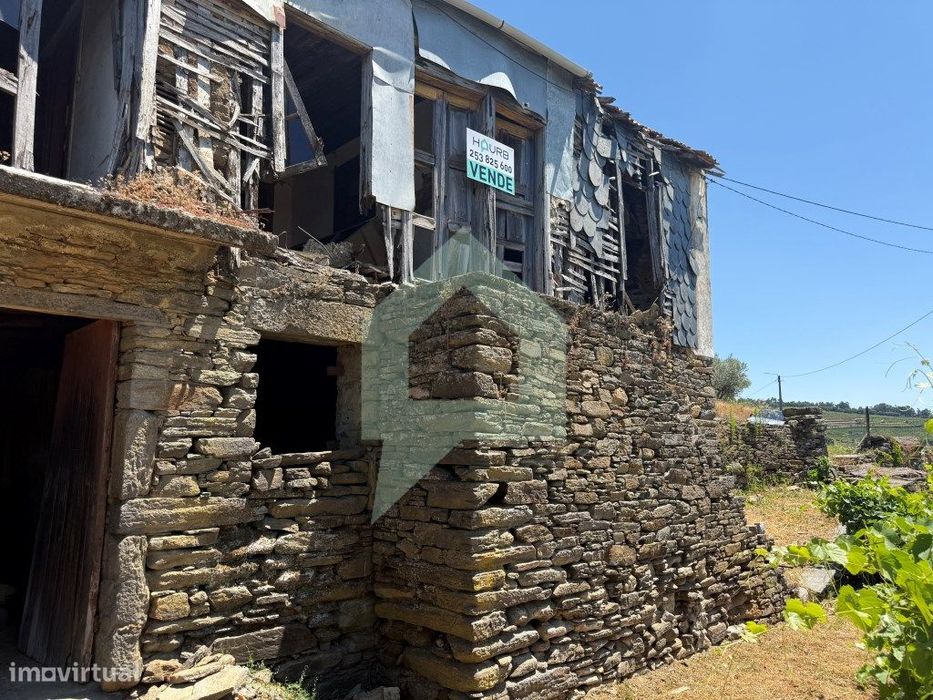 Casa de campo com projeto aprovado em Cidadelhe, Mesão Frio