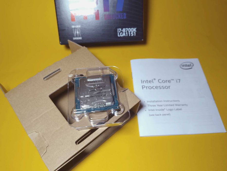 Процессор Intel Core i7 8700K ИДЕАЛ 6 ядер 12 потоков 1151 v2 3.7 GHz
