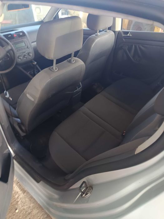Golf V 1600 gasolina 2006