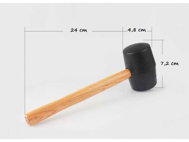 Młotek gumowy z drewnianą rączką