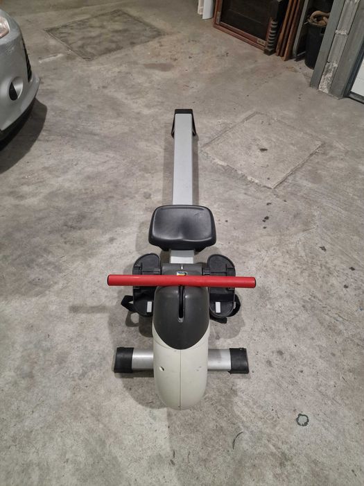 Maquina de exercicio remo