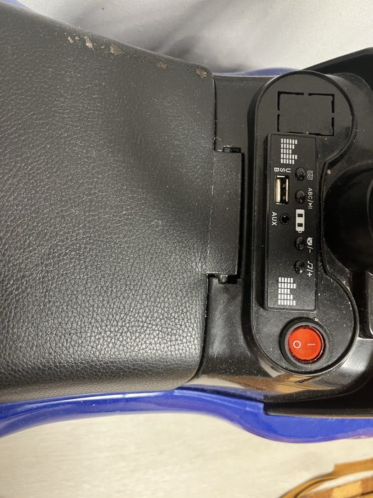 Машинка с родительской ручкой