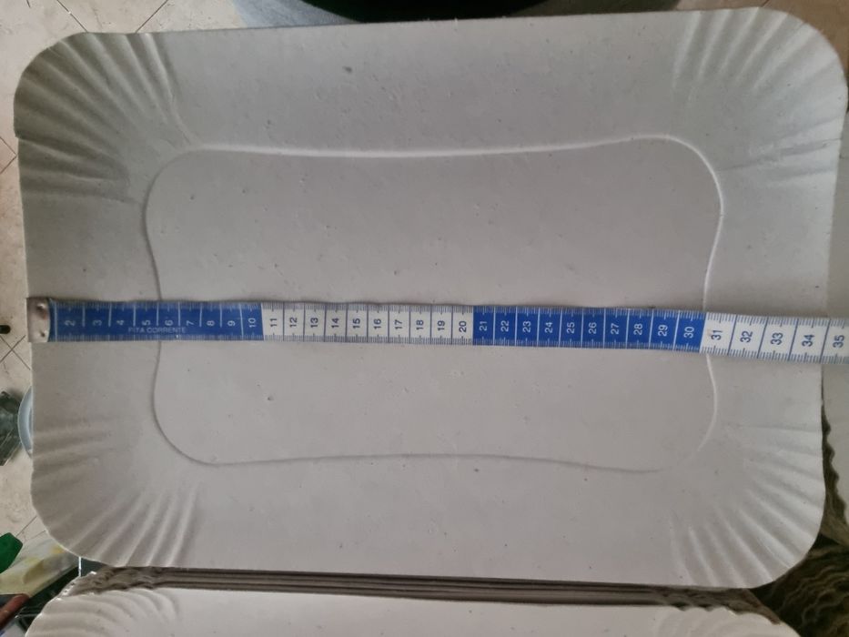 Bandejas em cartão. Vários tamanhos.ver nas Fotografias do Anúncio