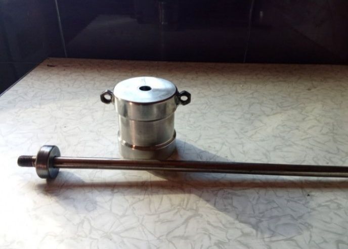 Обратний молоток виготовлення