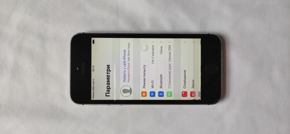 iPhone 3gs 8gb та 5s 16gb Neverlock