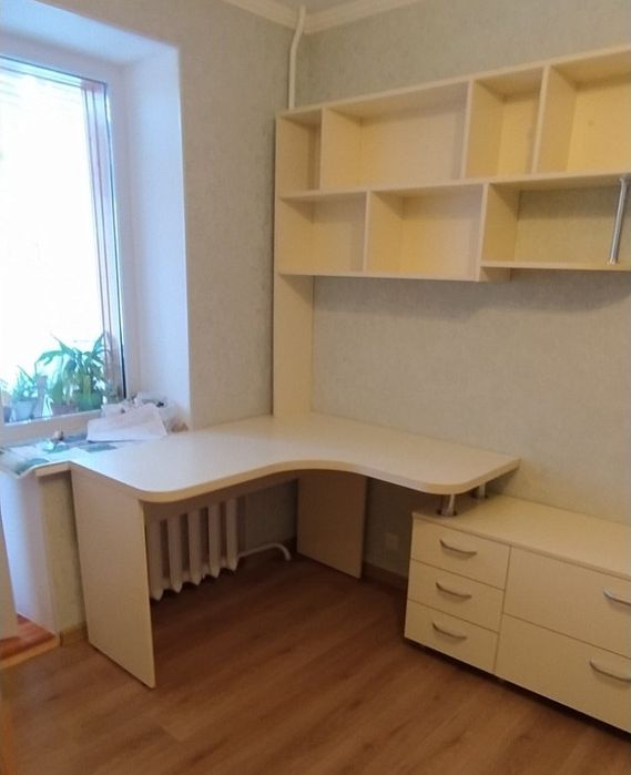 Збір меблів різної складності