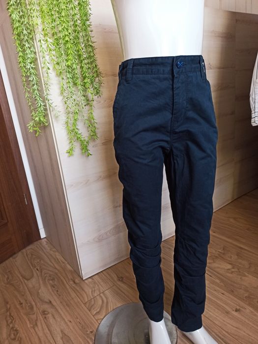 Sg Granatowe spodnie 134 spodnie chłopięce 134