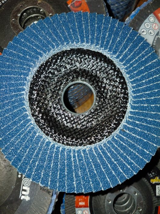 Пелюстковий шліфувальний диск круг