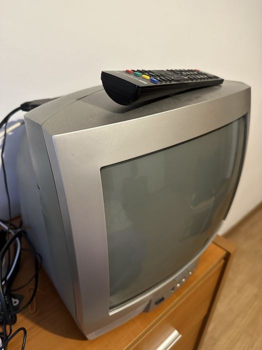 TV AG Pequena com comando
