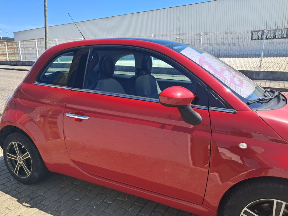 Fiat  500  1.2 Lounge 2011  - 180.241 km  - Gasolina - Pronto a andar
