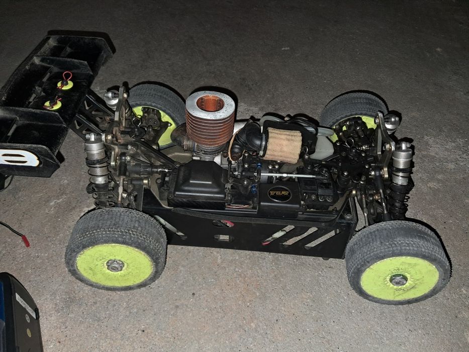 Carrinho nitro rc losi rb hpi xray mugen kyosho serpente carson futaba