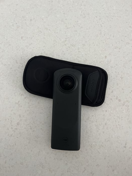 Camara 360 Ricoh Theta Z1