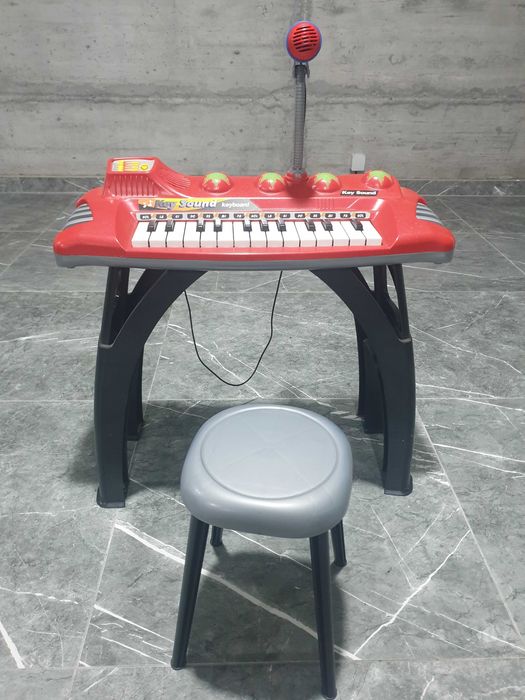 Piano/Órgão Eletrónico com Banco e Microfone Vermelho