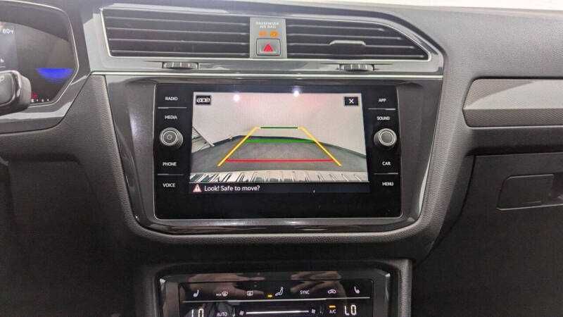 2023 Volkswagen Tiguan SE R-Line Black