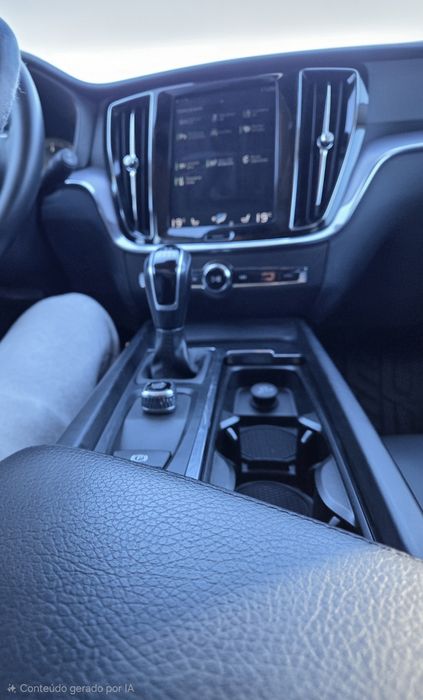 Volvo V60 2.0 D4 190cv Momentum Plus