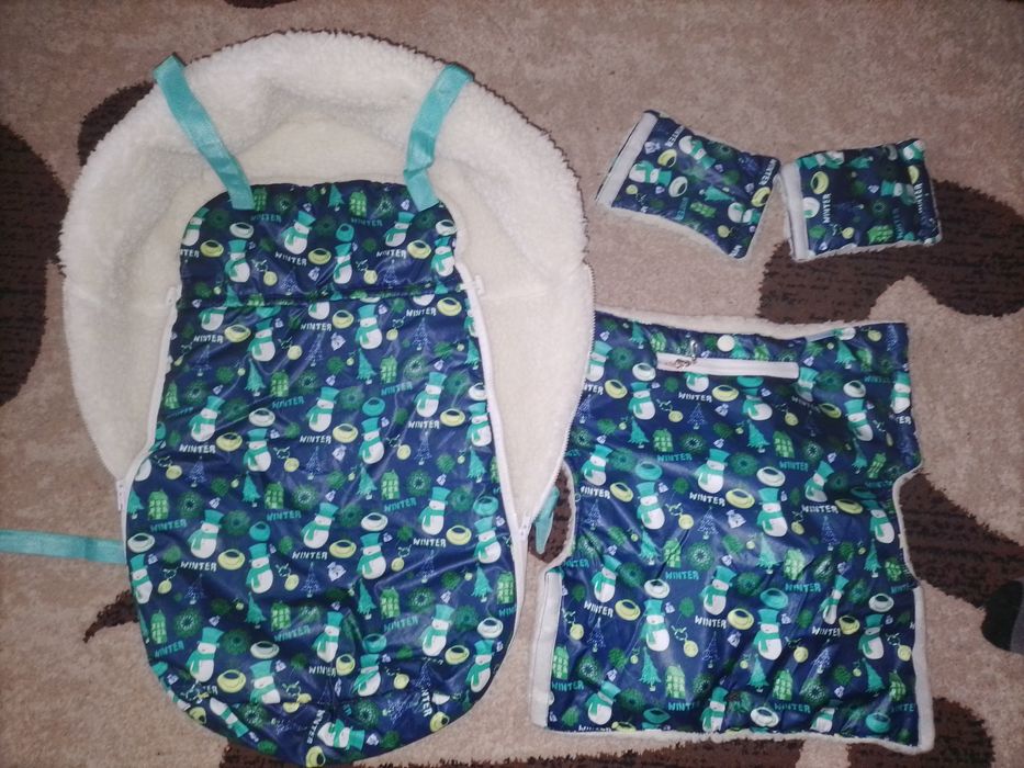 Хутряна муфта на овчині в коляску та санки.