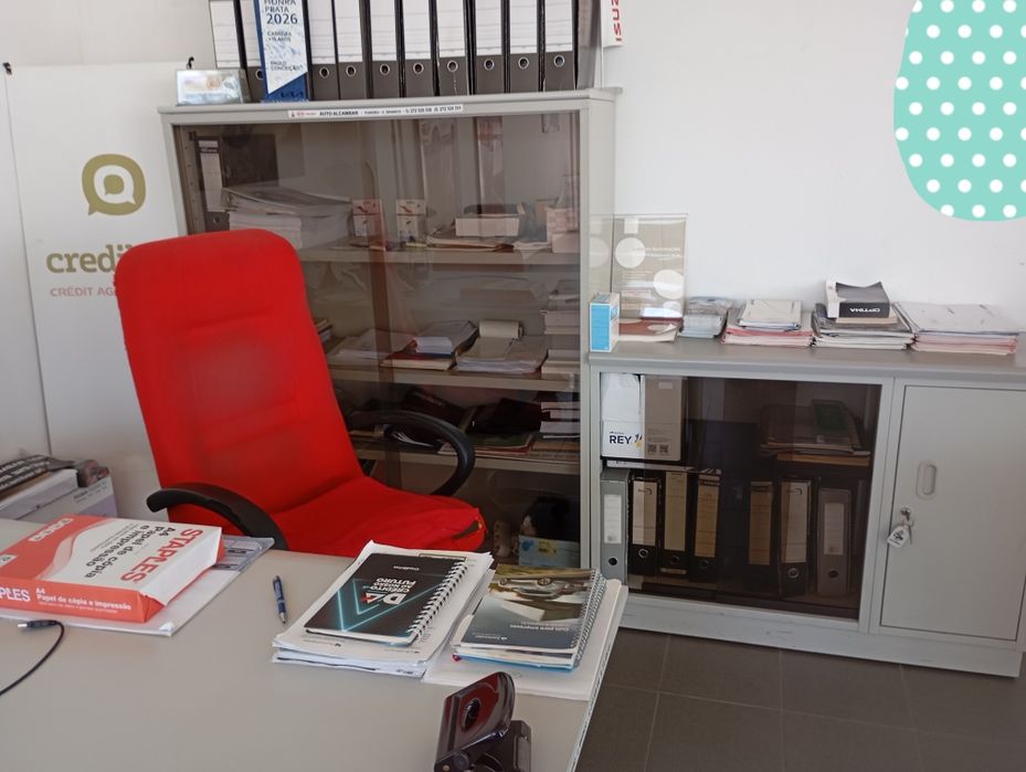 Vendo imobiliário de escritório