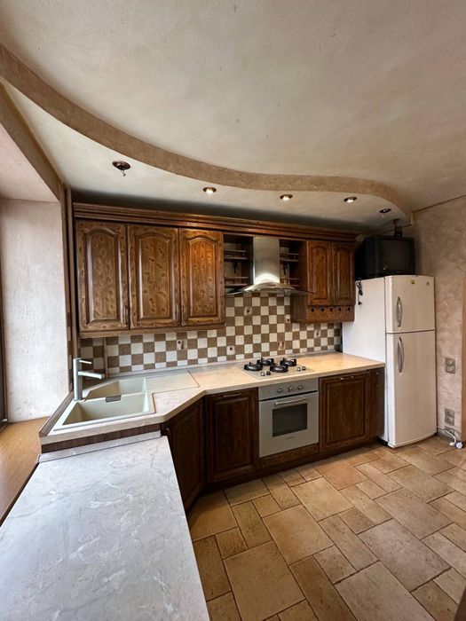 Продаж 3-к квартири 63,2 кв.м на 4 поверсі сел. Гостомель