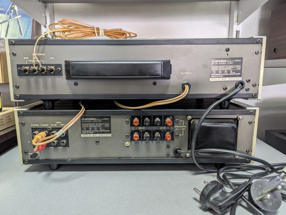 Hi-Fi Стерео усилитель Mitsubishi DA-U300/F200. 2х70 Вт. JAPAN