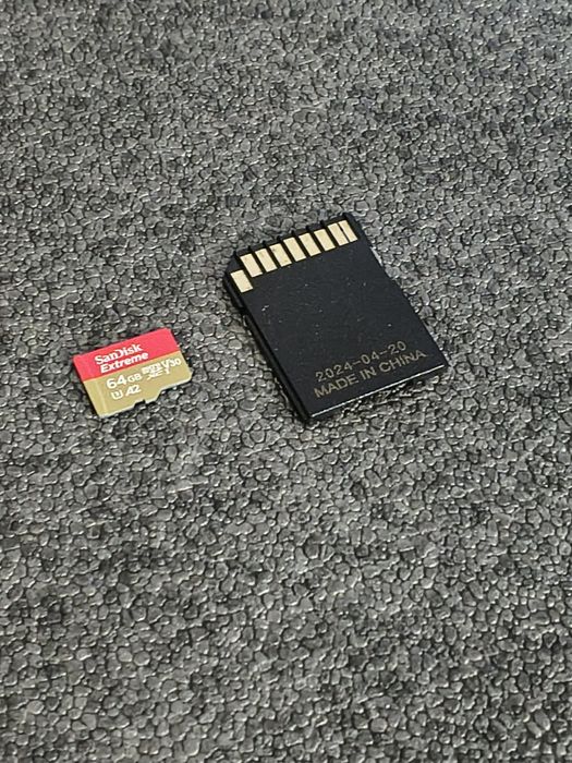 Karta pamięci MicroSD SanDisk Extreme 64 GB z adapterem