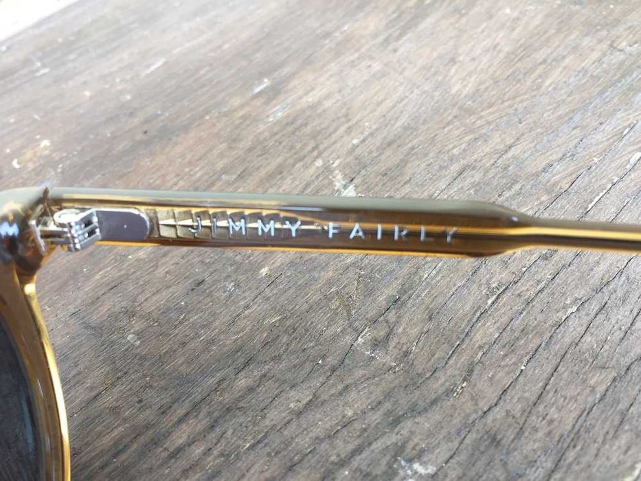 Oculos de Sol -- Marca: Jimmy Fairly  ( unisexo ) castanhos