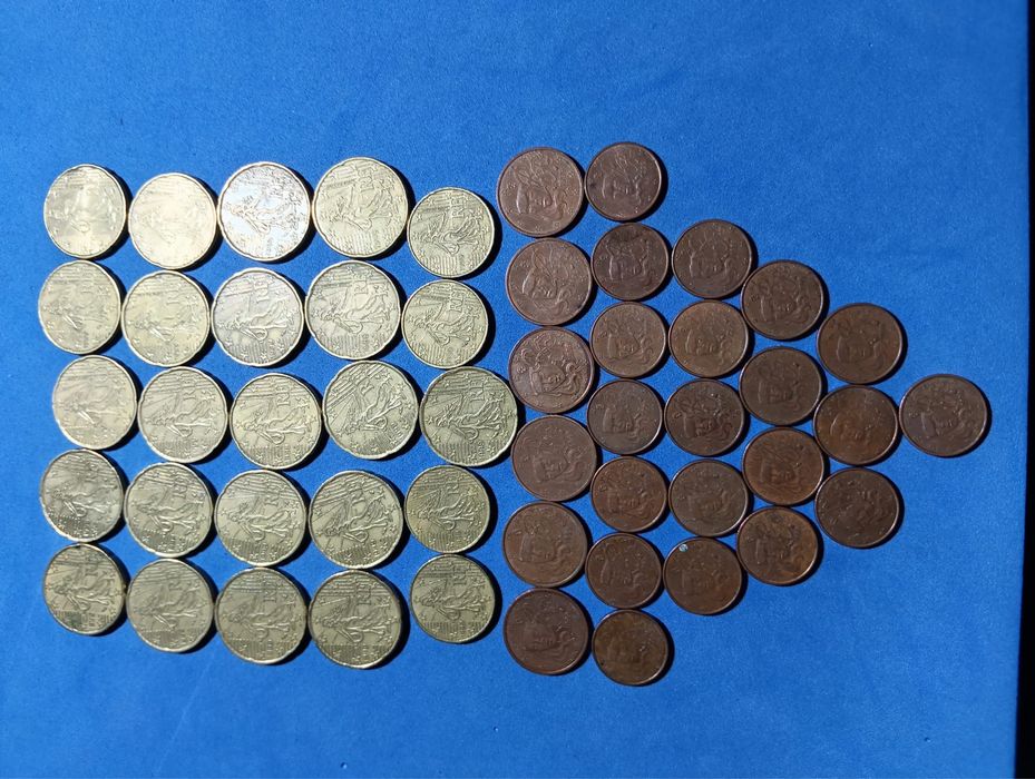 Lote de Moedas de 10, 5 e 2 Cêntimos – Diferentes / Coleção