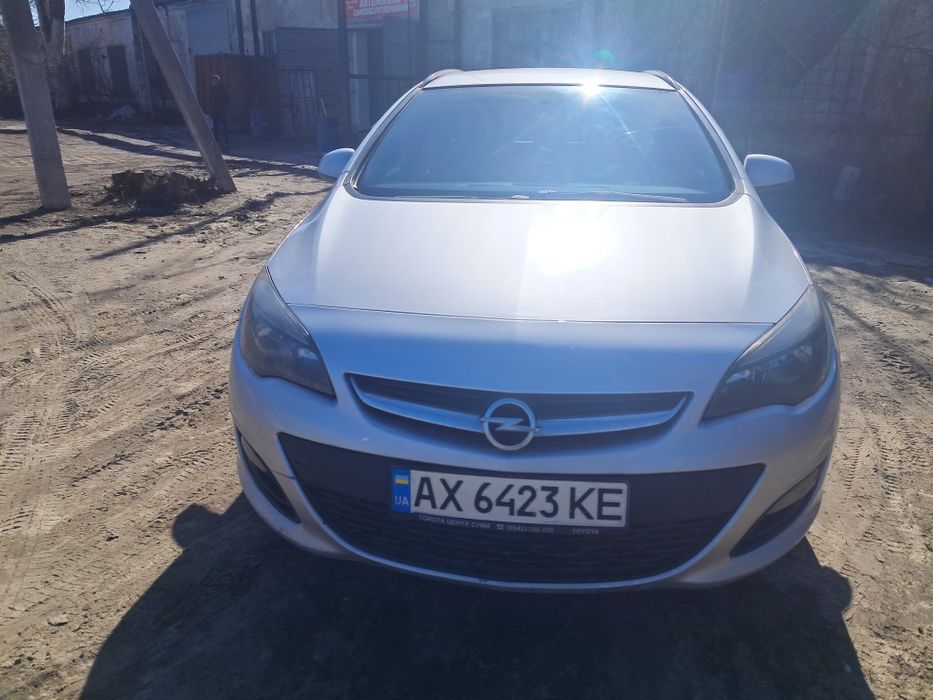 Продам Opel Astra J