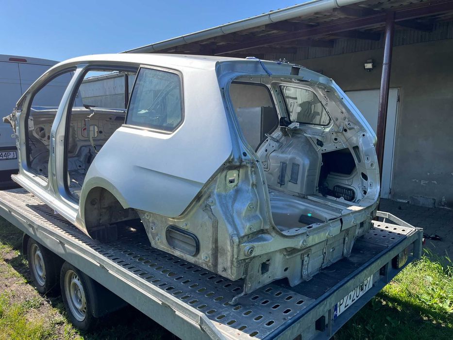 bok próg podłużnica przód przednia lewa ćwiartka błotnik tył tylny lewy vw golf vii 7 5g0 5g9 2012-2020 kombi srebrny la7w