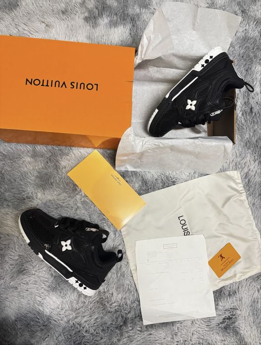 Sapatilhas Louis Vuitton novas