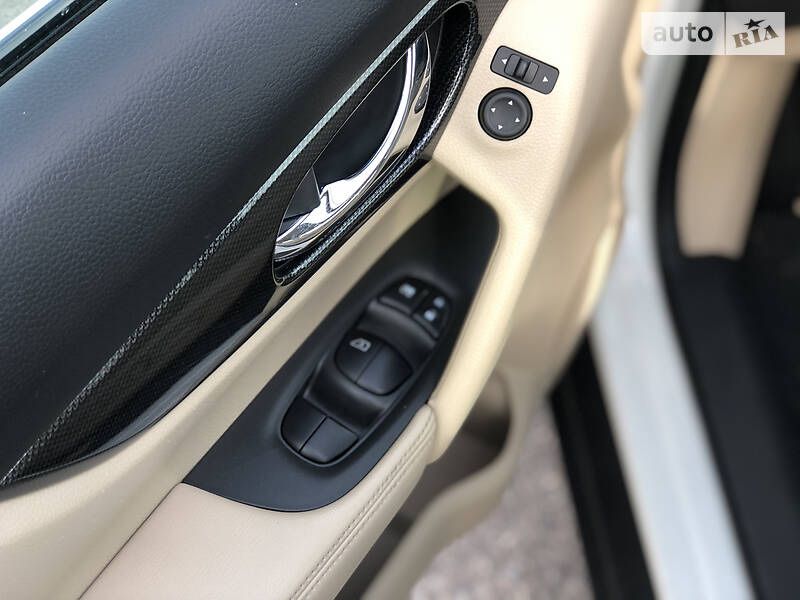 Nissan Rogue 2016