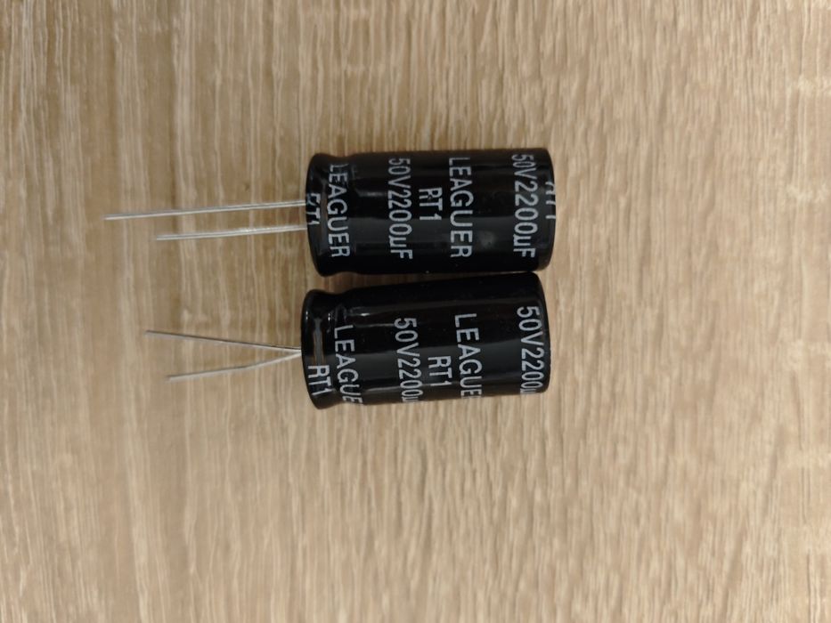 Kondensator elektrolityczny 2200mF/50VDC - 1 komplet ( 2 szt.)