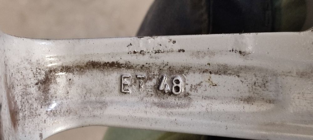 18" 8J 5x114.3 Komplet felg aluminiowych Rial