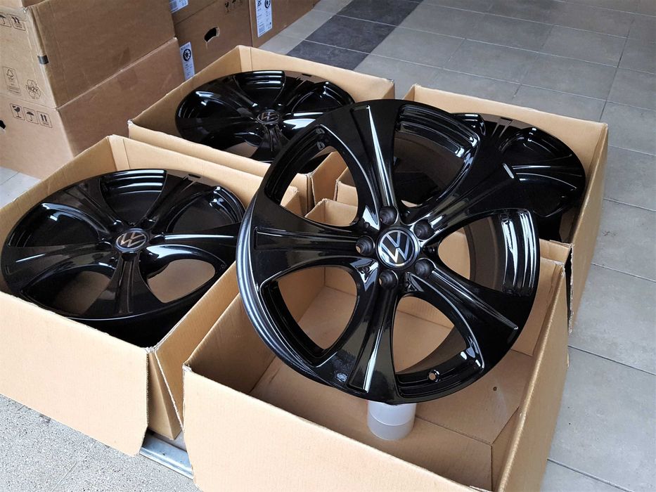 Alufelgi 18 5x112 VW Passat Tiguan Sirocco Arteon Czarne 632#