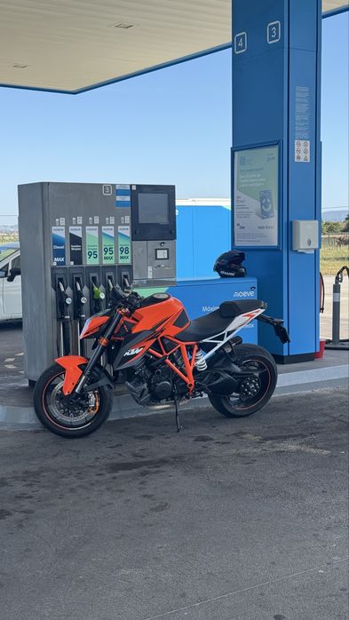 KTM 1290 Super Duke R