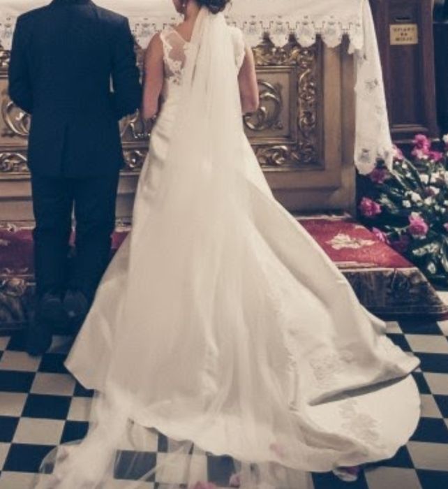 Sukienka / Suknia ślubna w kolorze śmietanki / ecru