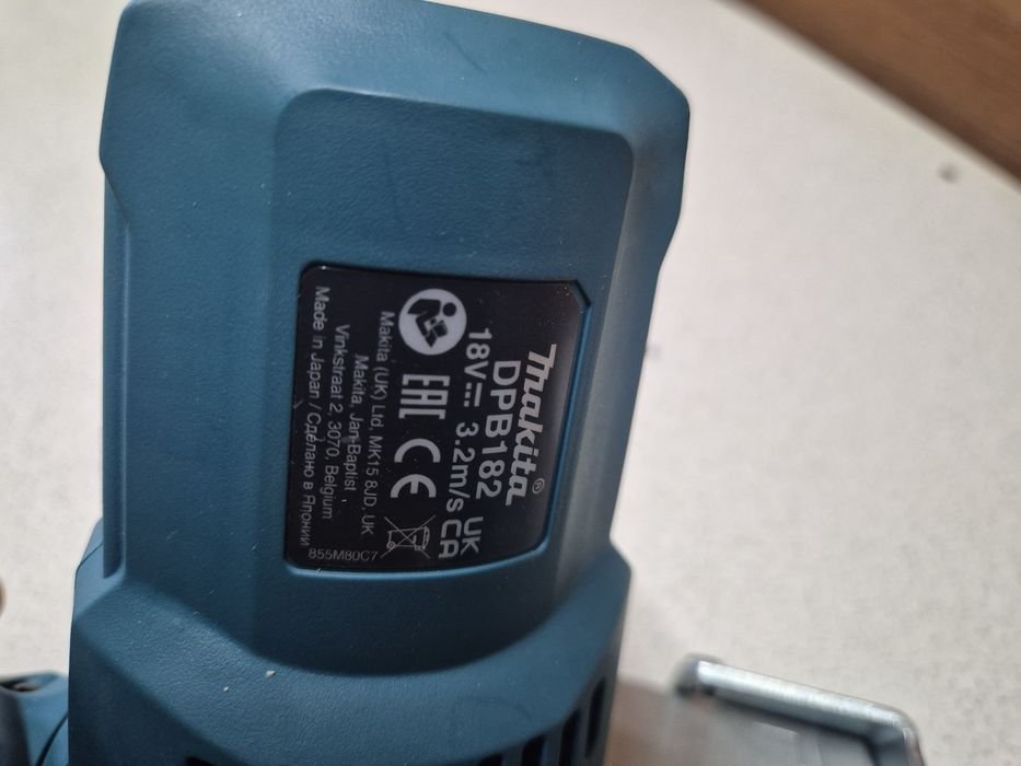 Makita Przecinarka Taśmowa