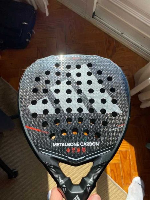 Adidas Metalbone Carbone - Padle Racket