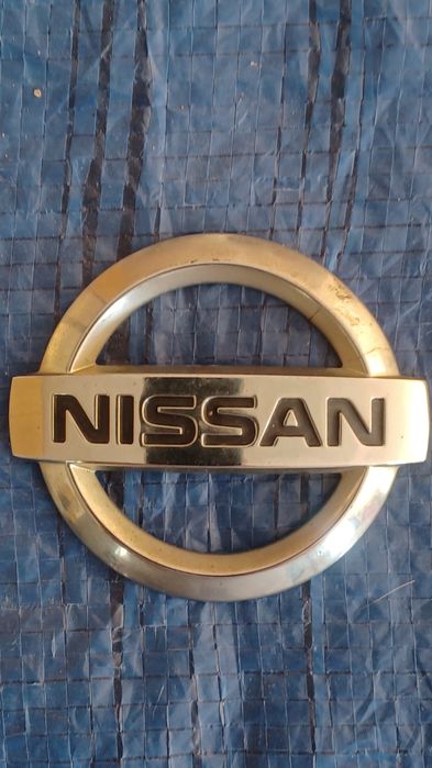 Znaczek, logo,  emblemat Nissan
