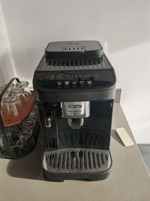 Máquina de Café Superautomática De'Longhi Magnifica Evo
