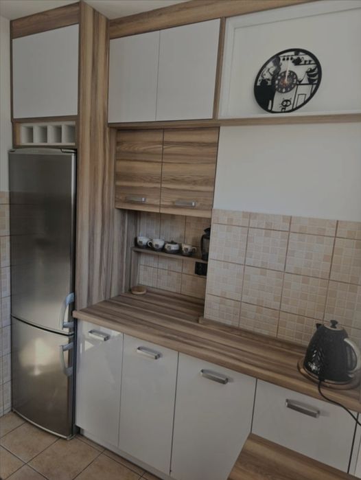 montaż mebli , ulładanie paneli , malowanie