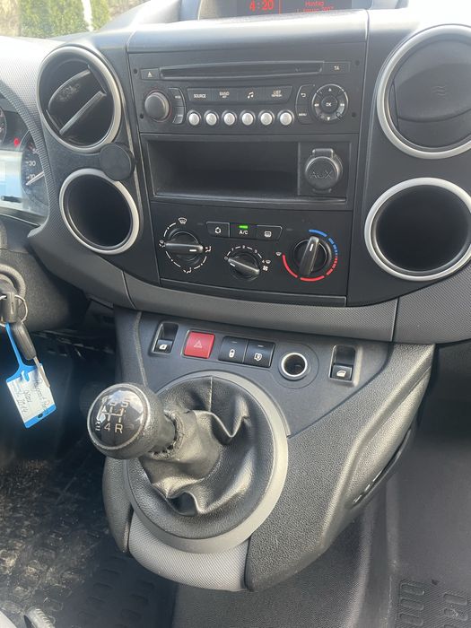 Peugot Partner / berlingo 1.6 hdi  2014 bardzo ladny