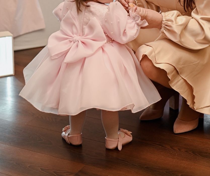 Сукня на 1рік ніжно рожева