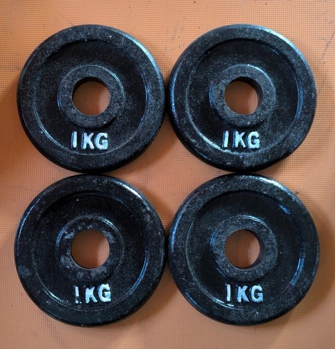 Obciążenia żeliwne 4 x 1 kg otwór ok 30mm