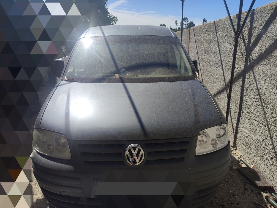 VW Caddy 1.9 TDI (2005) Batida - Doc. Limpos (A/C)