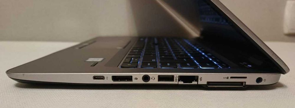 HP EliteBook 840 G4/14"FHD Touch/Core i5-7300U 2,6-3,5 GHz/DDR4 8GB/4G